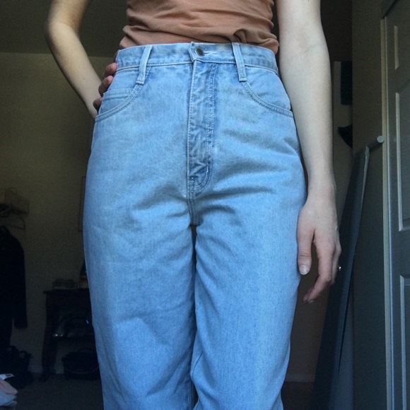 PERFECT Condition High-Waisted Bill Blass Denim - Picture 3 of 8